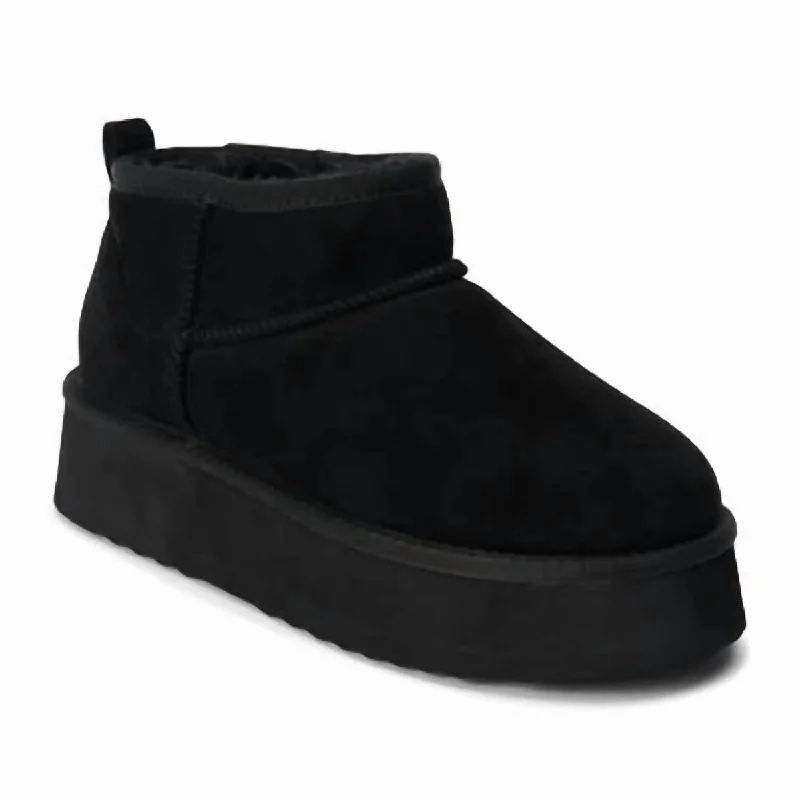 Breckenridge Ankle Boot In Black