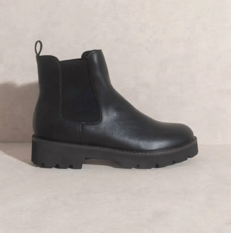 Chelsea Boot In Black