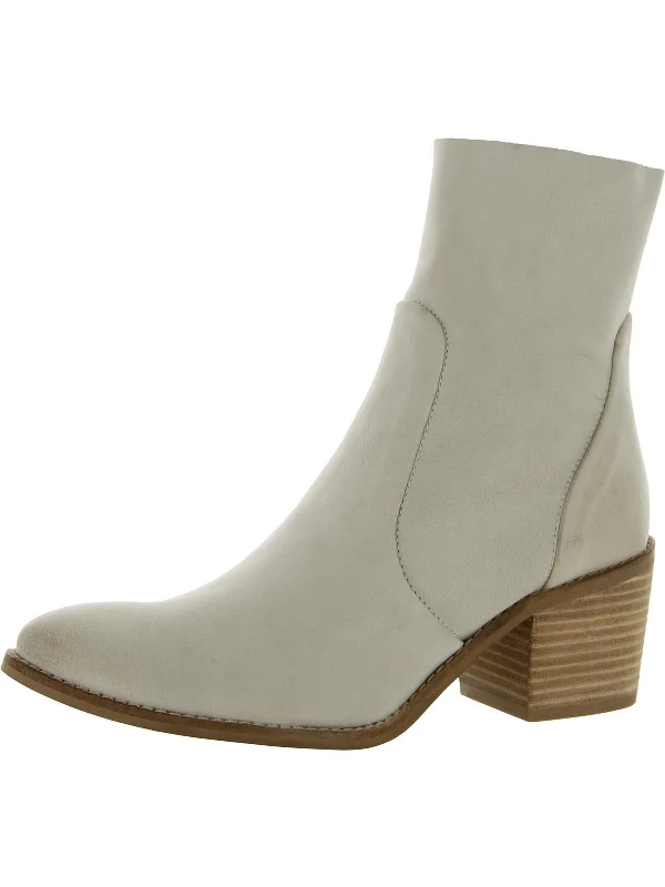 Majestic  Womens Ankle Boots