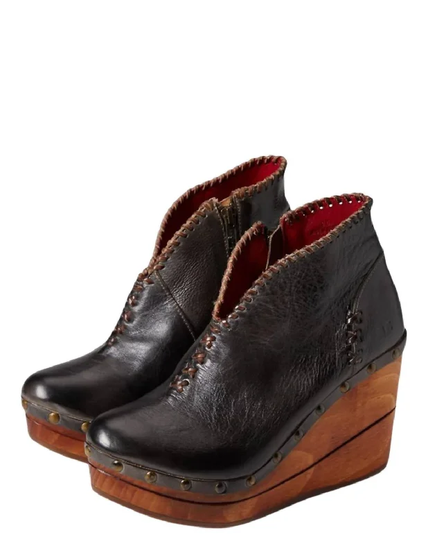 Marina Ankle Boot In Black/teak Rustic