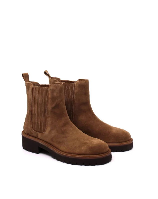 Women's Cashew Boot In Cognac