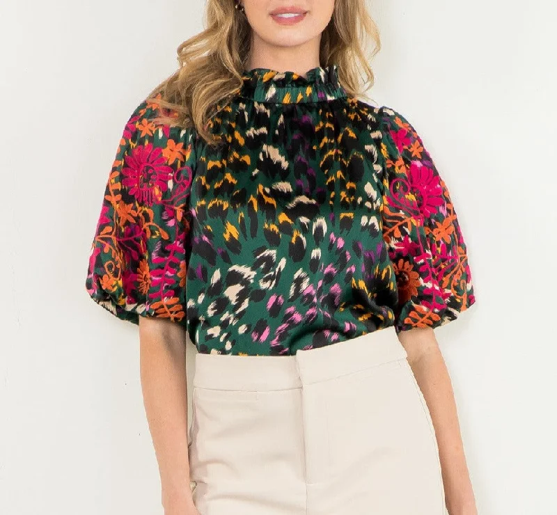 Embroidered Puff Sleeve Textured Top